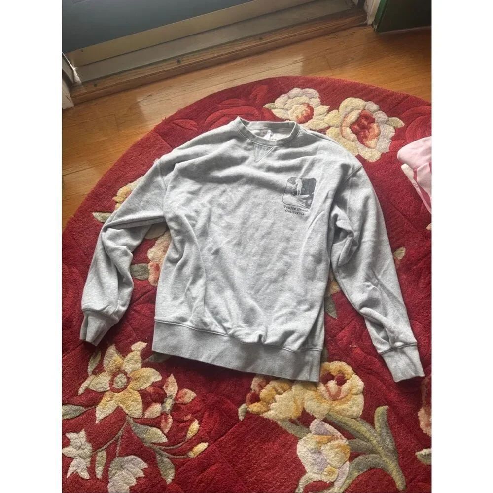 Light Gray Graphic Crewneck Sweatshirt